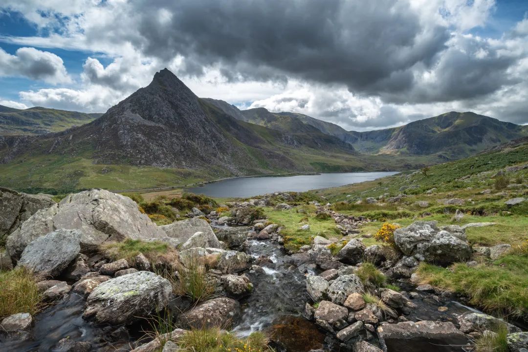 源于自然，，，，，，，，简而不凡—CA88生态景观砖